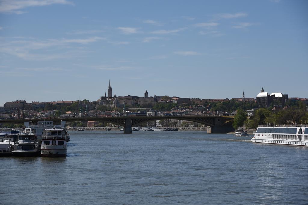 Vogue Boat Apartments Budapest Bilik gambar