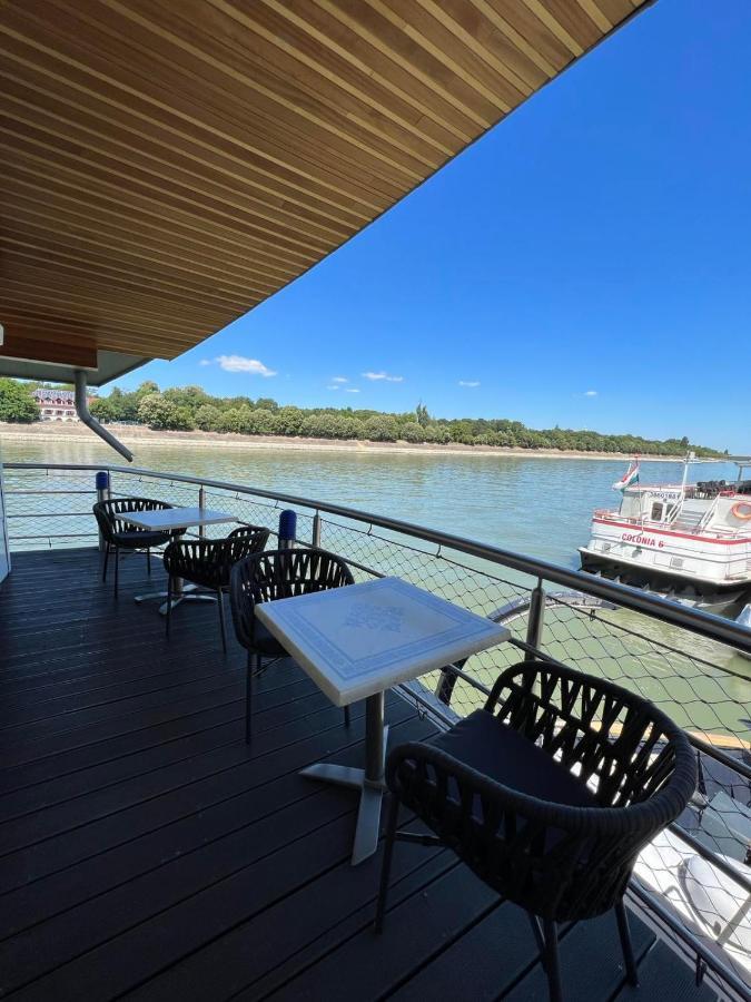 Vogue Boat Apartments Budapest Luaran gambar