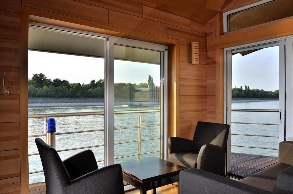 Vogue Boat Apartments Budapest Luaran gambar