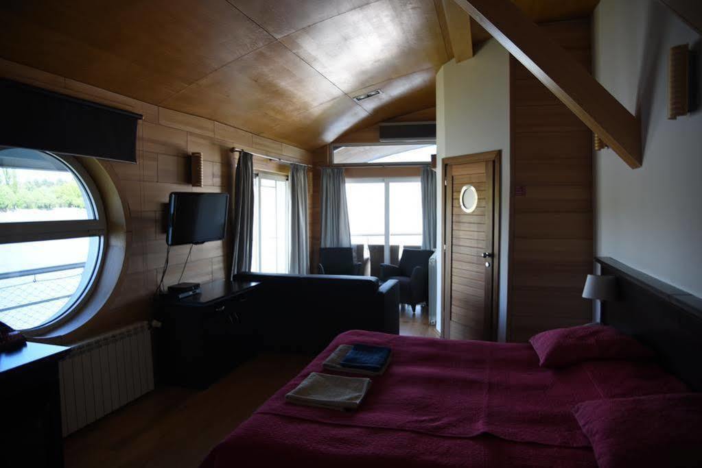 Vogue Boat Apartments Budapest Luaran gambar